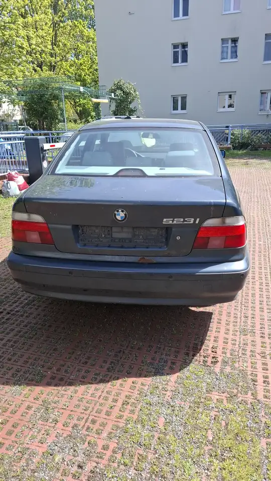 BMW 523i, foto 5