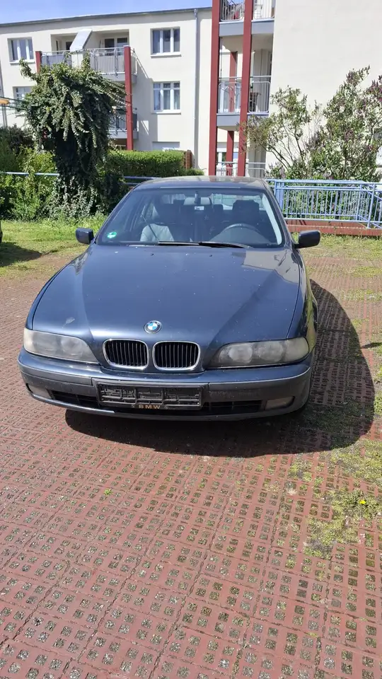BMW 523i, foto 4