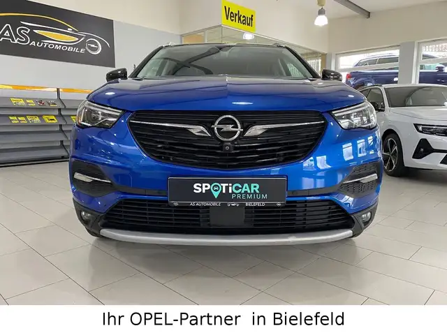 Opel Grandland view 2