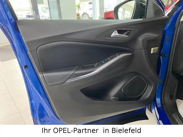 Opel Grandland view 11