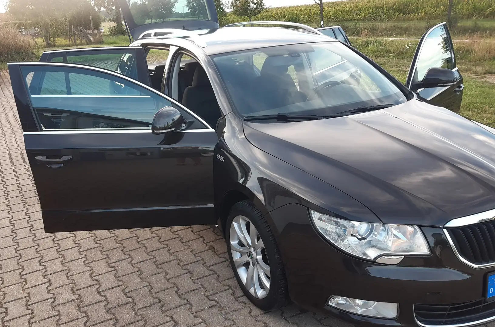 Skoda Superb Combi 1.8 TSI Family (Neuer TÜV incl.) - 2