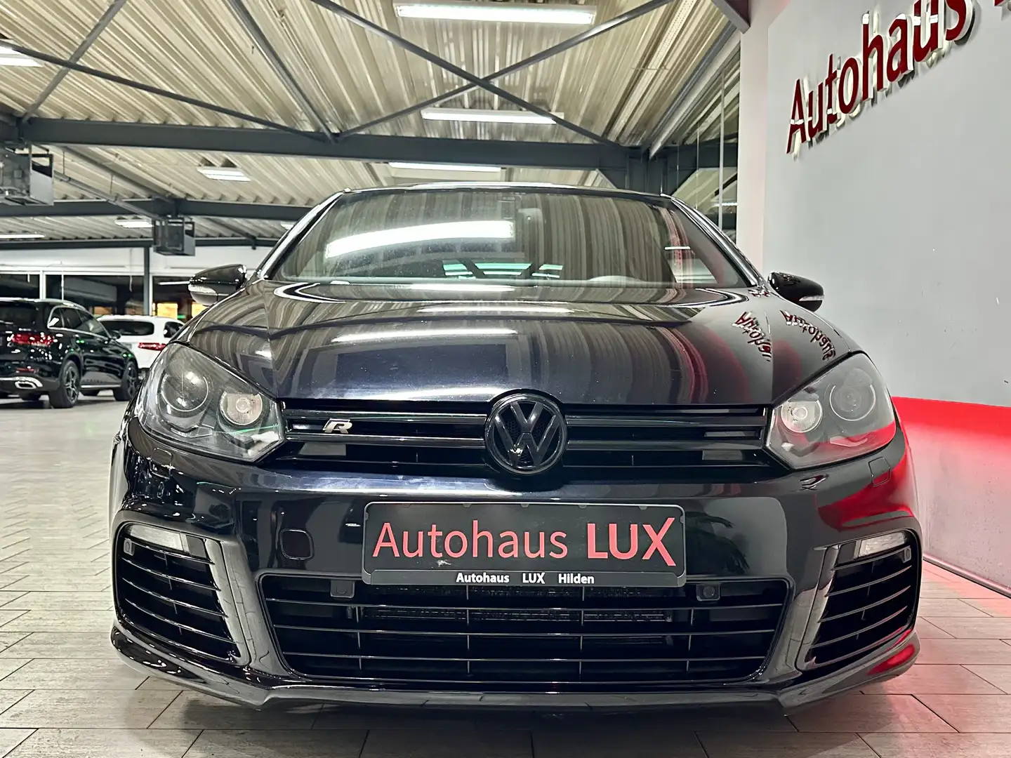 Volkswagen Golf R*4M*SCHALE*NAVI*DSG*19ZOLL*KÄFIG*390PS* Schwarz - 2