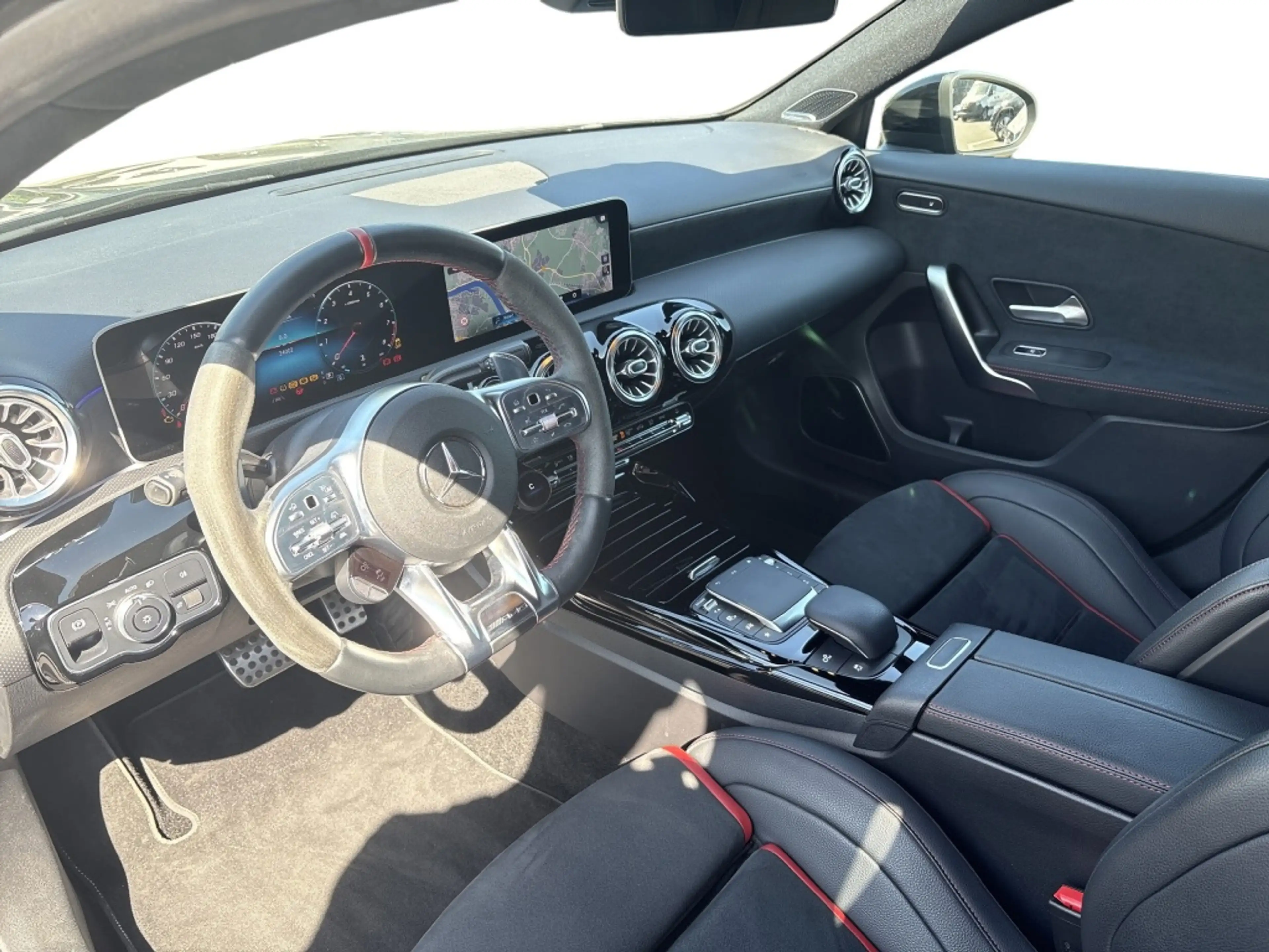 Mercedes-Benz A 45 AMG AMG A 45 S 4MATIC+ Kompaktlimousine AUT LM — photo 9