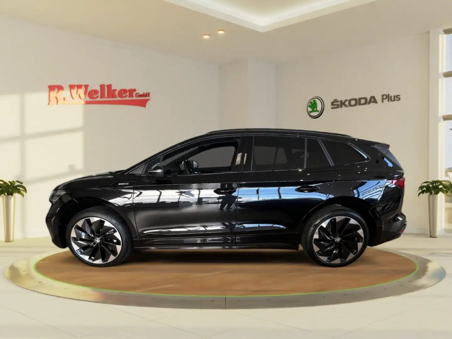 Skoda Enyaq 85 x Sportline ''Matrix-LED''Crystal Face''Navi''L Černá - 1