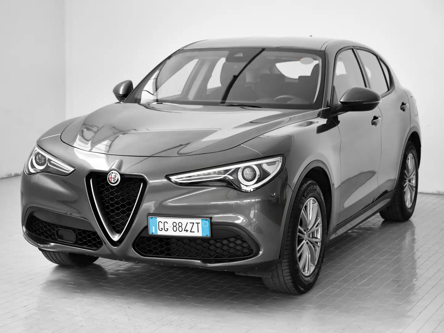 Alfa Romeo Stelvio Stelvio 2.2 t Business Q4 190cv auto Grigio - 2