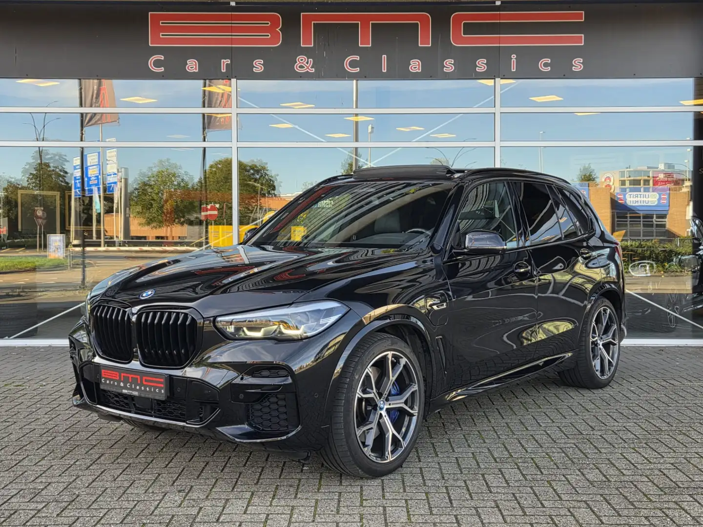 BMW X5 xDrive45e M-Sport Pano 360cam Driving prof Comfort - 2
