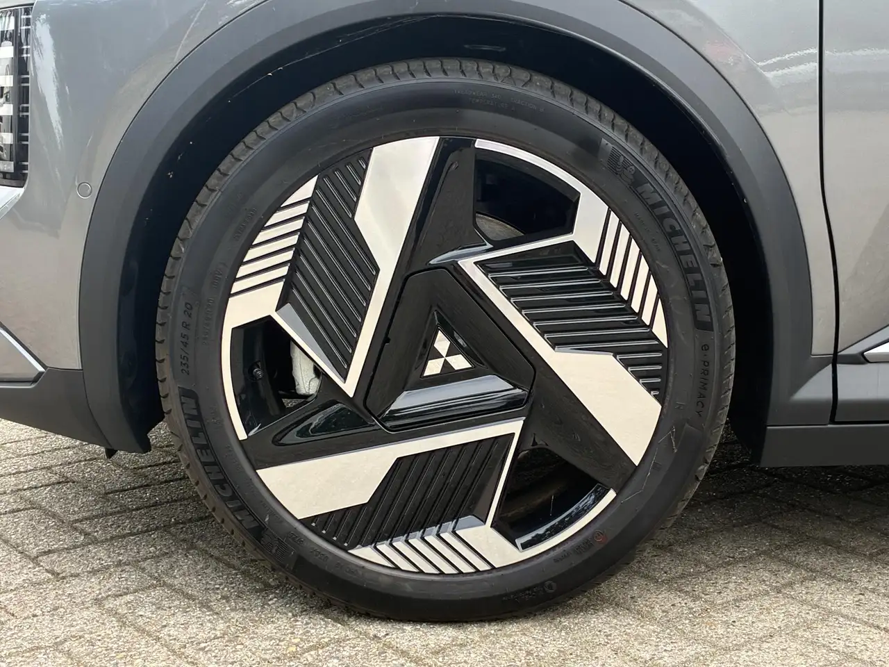 Mitsubishi Eclipse Cross 2026 — фото 25
