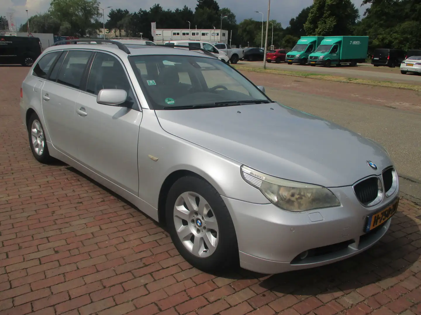 BMW 525 Touring Zilver - 2