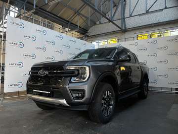 PHEV A10 e-4WD Wildtrak Carbonized Grey + elekt ro
