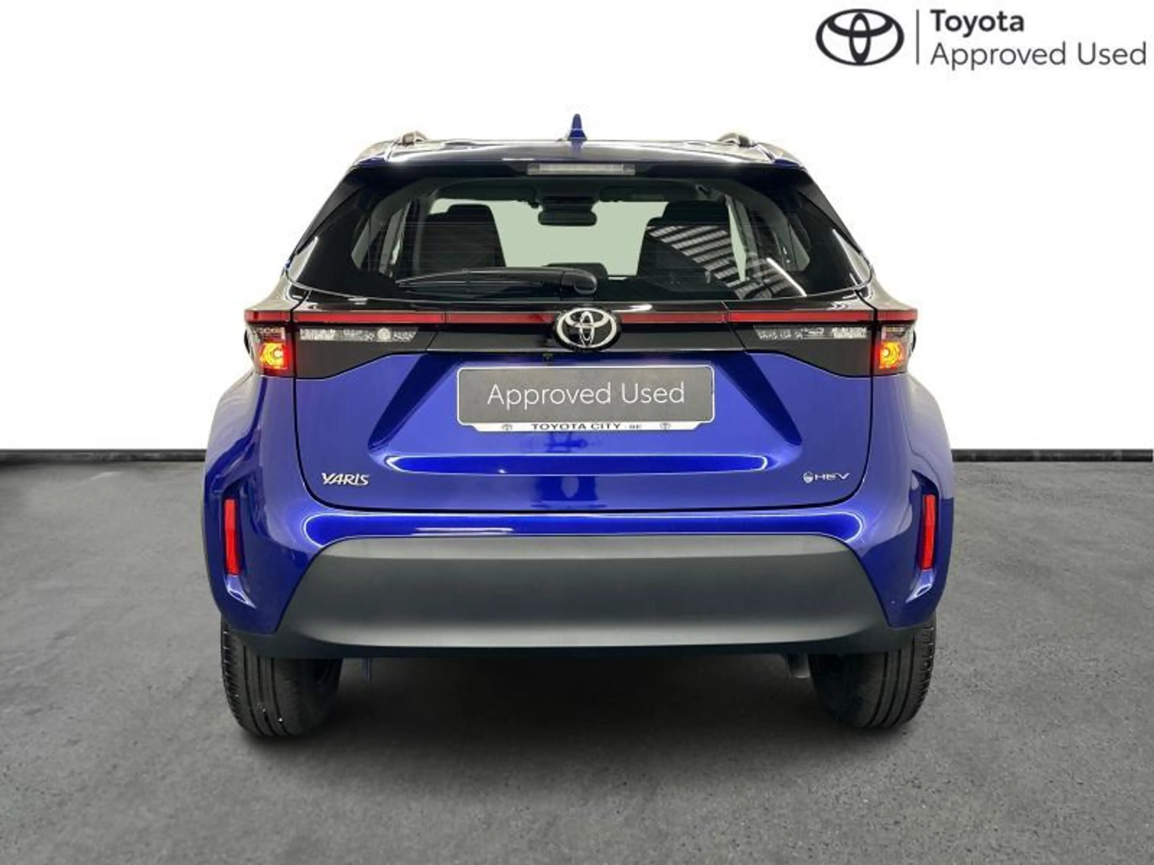 Toyota Yaris Cross 116hp HEV Dynamic | carplay | camera — photo 6
