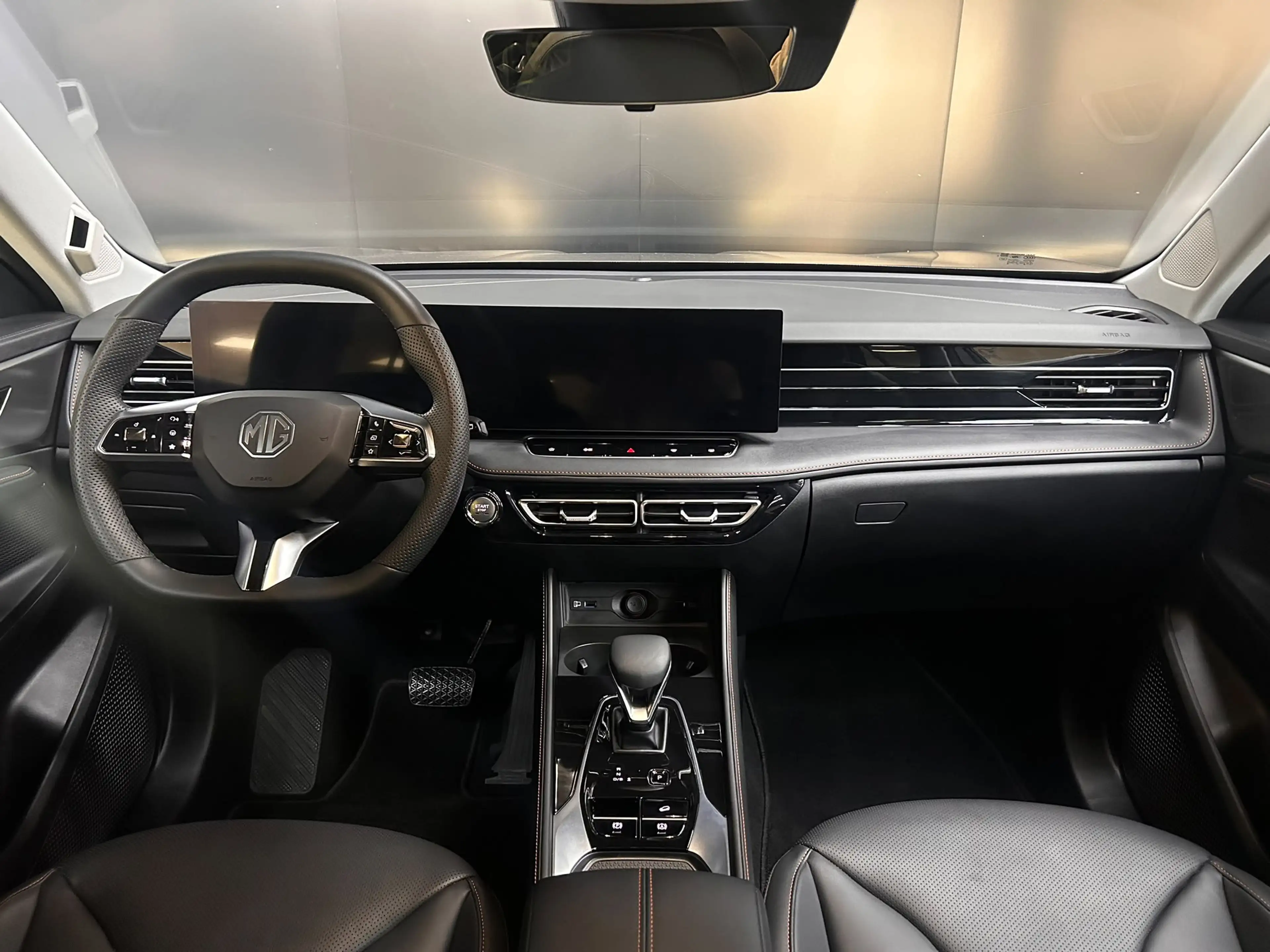 MG HS 1.5 TGDI Luxury >NAV+360+VIRTU+ACC+LEDER+SHZ+ — photo 13