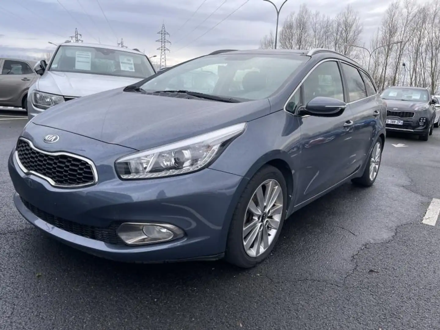 Kia Ceed SW / cee'd SW 1.6 GDi 135ch Active ISG Gris - 1
