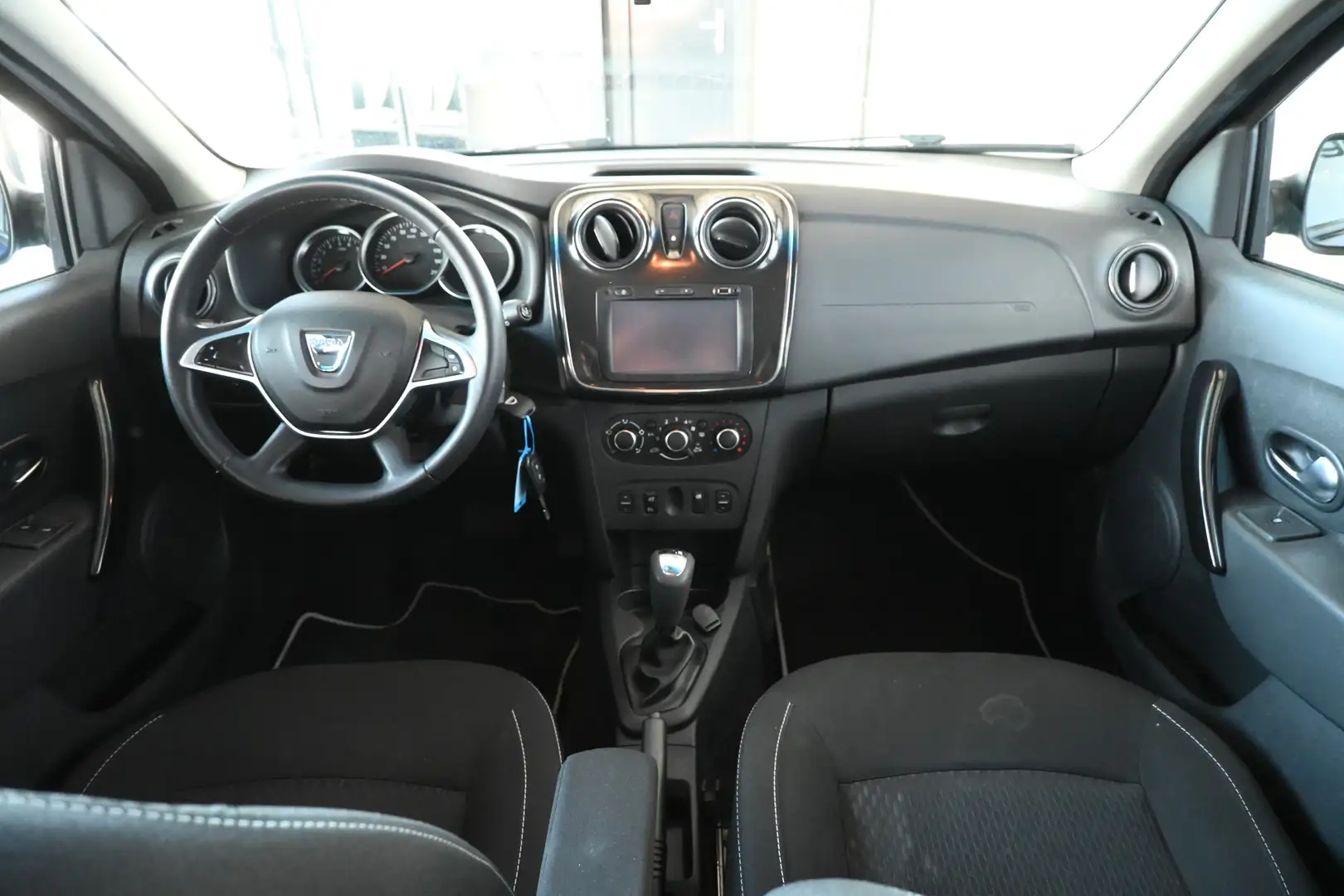 Dacia Logan MCV 0.9 TCe SL Royaal Automaat Airco Navigatie Dea Kék - 2