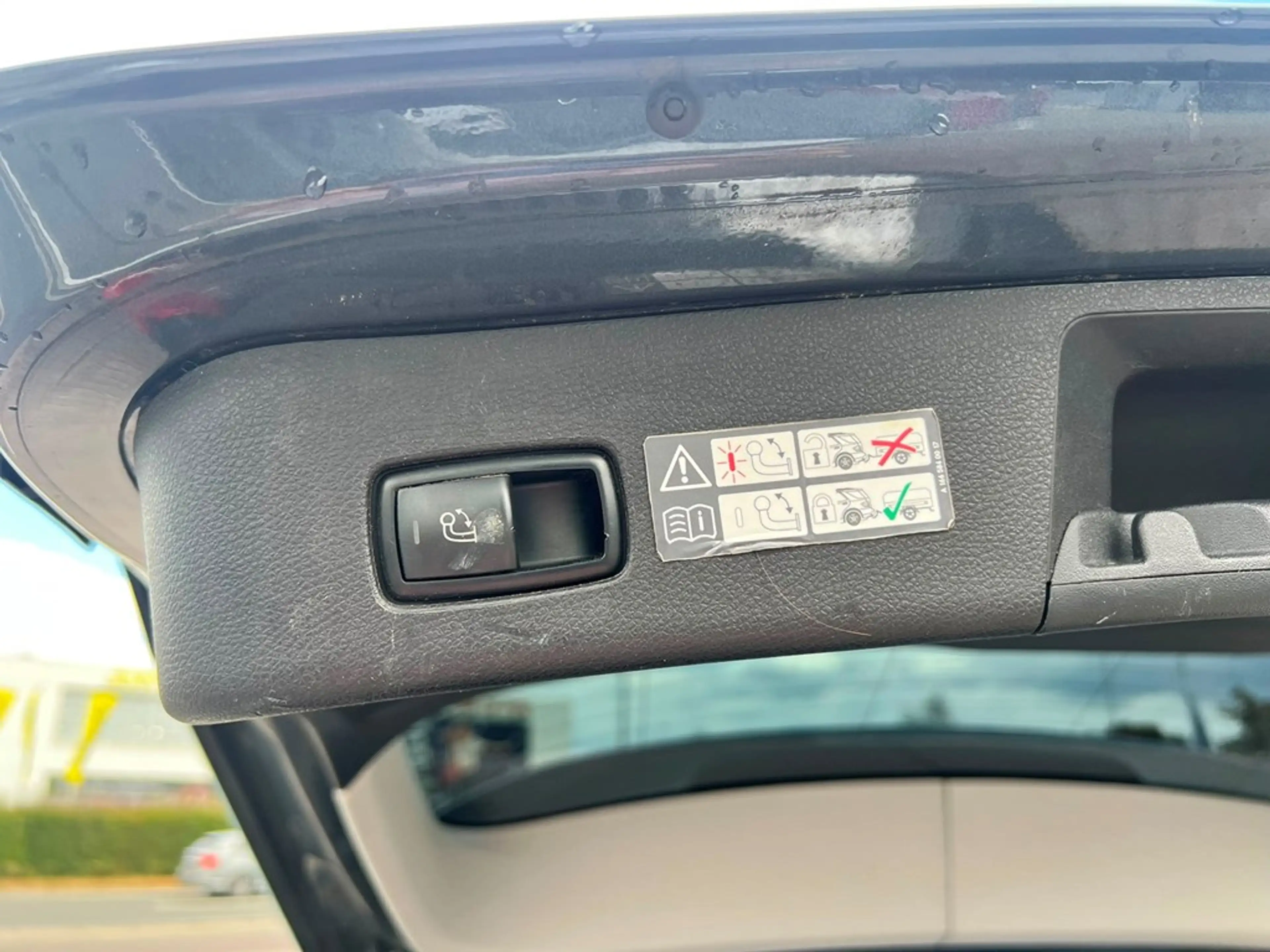 Mercedes-Benz ML 250 Enkel voor professionele verkoop. — photo 13
