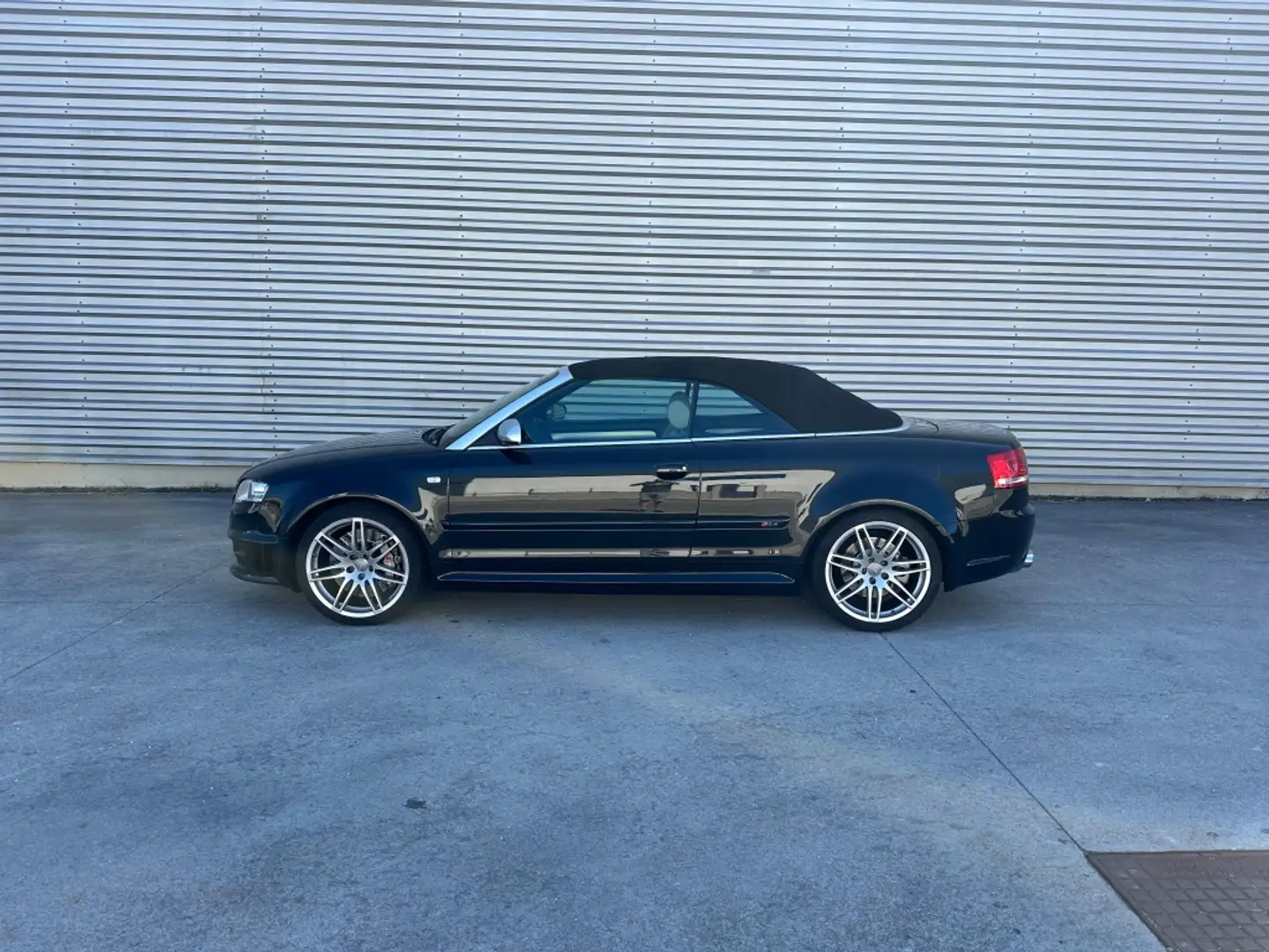 Audi RS4 quattro Noir - 2