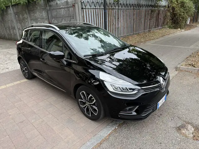 Renault Clio Sporter 1.5 dci Moschino Zen 90cv edc