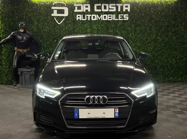 Audi A3 view 4