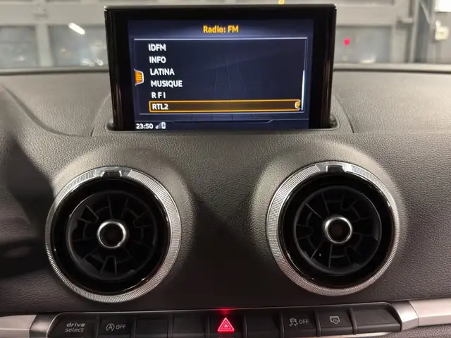 Audi A3 view 25