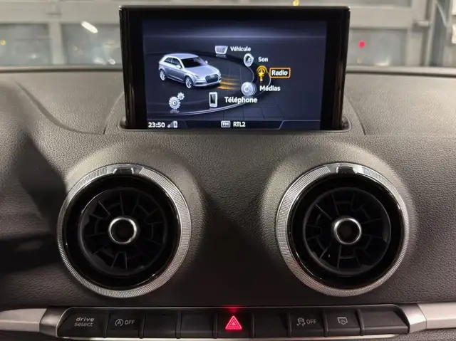 Audi A3 view 26
