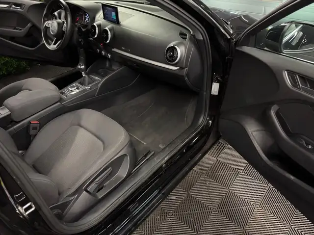 Audi A3 view 15