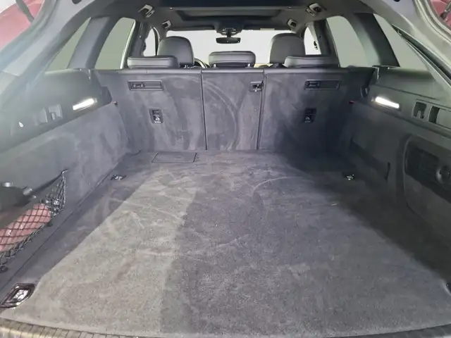 Audi A6 view 10