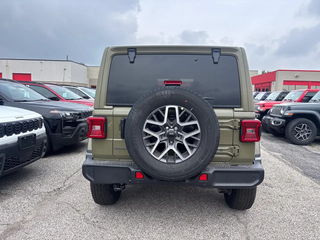 Jeep Wrangler photo Jeep Wrangler