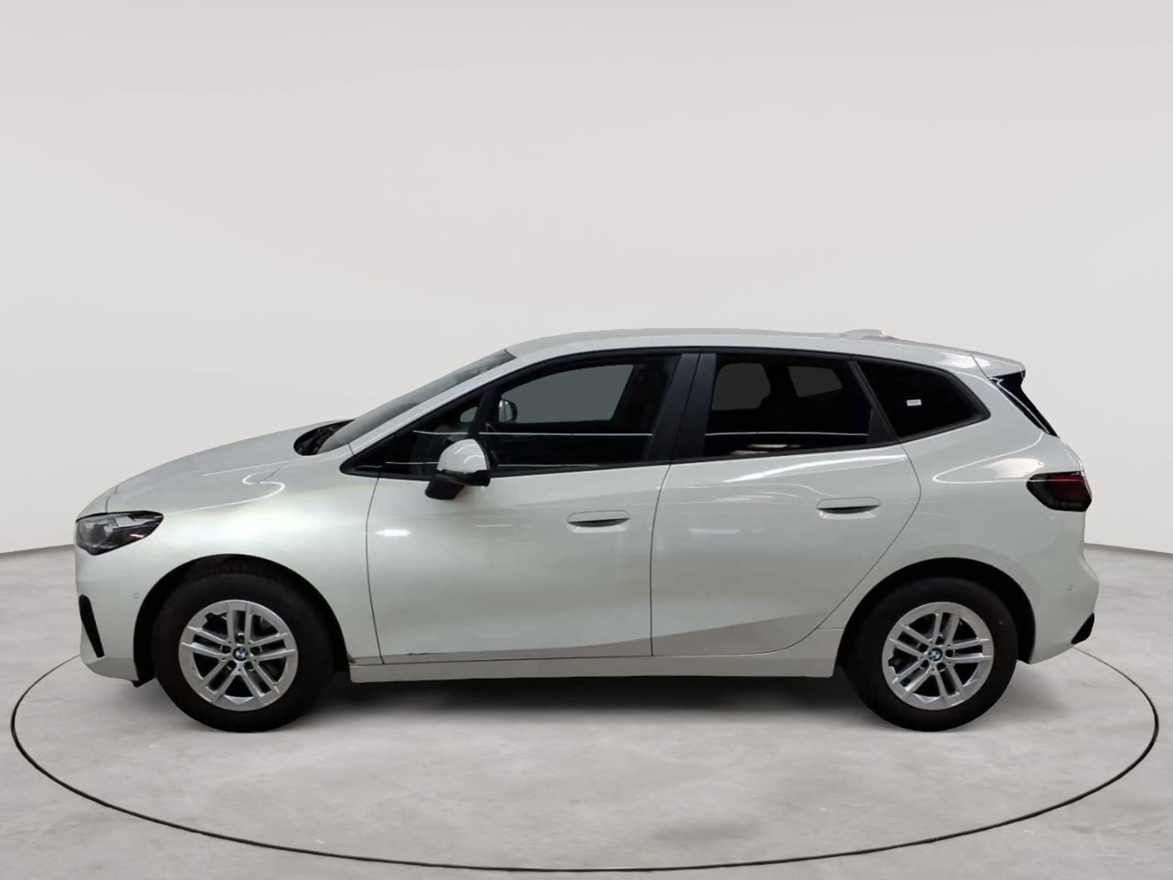 BMW 218 218d Active Tourer Aut. Navi SHZ LED — photo 6