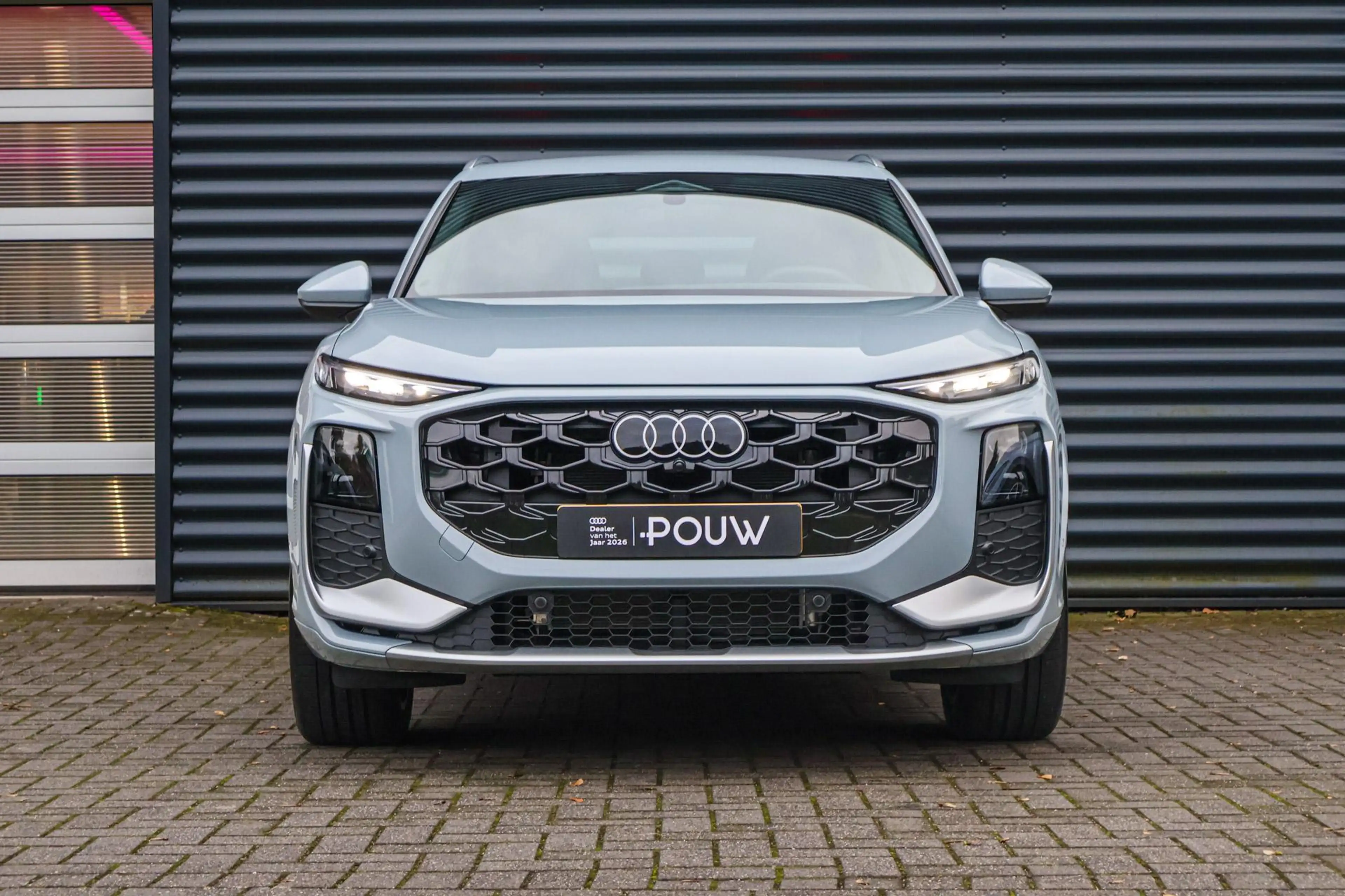 Audi Q3 1.5 e-hybrid 272pk S edition | Trekhaak | 19" Velg — photo 6