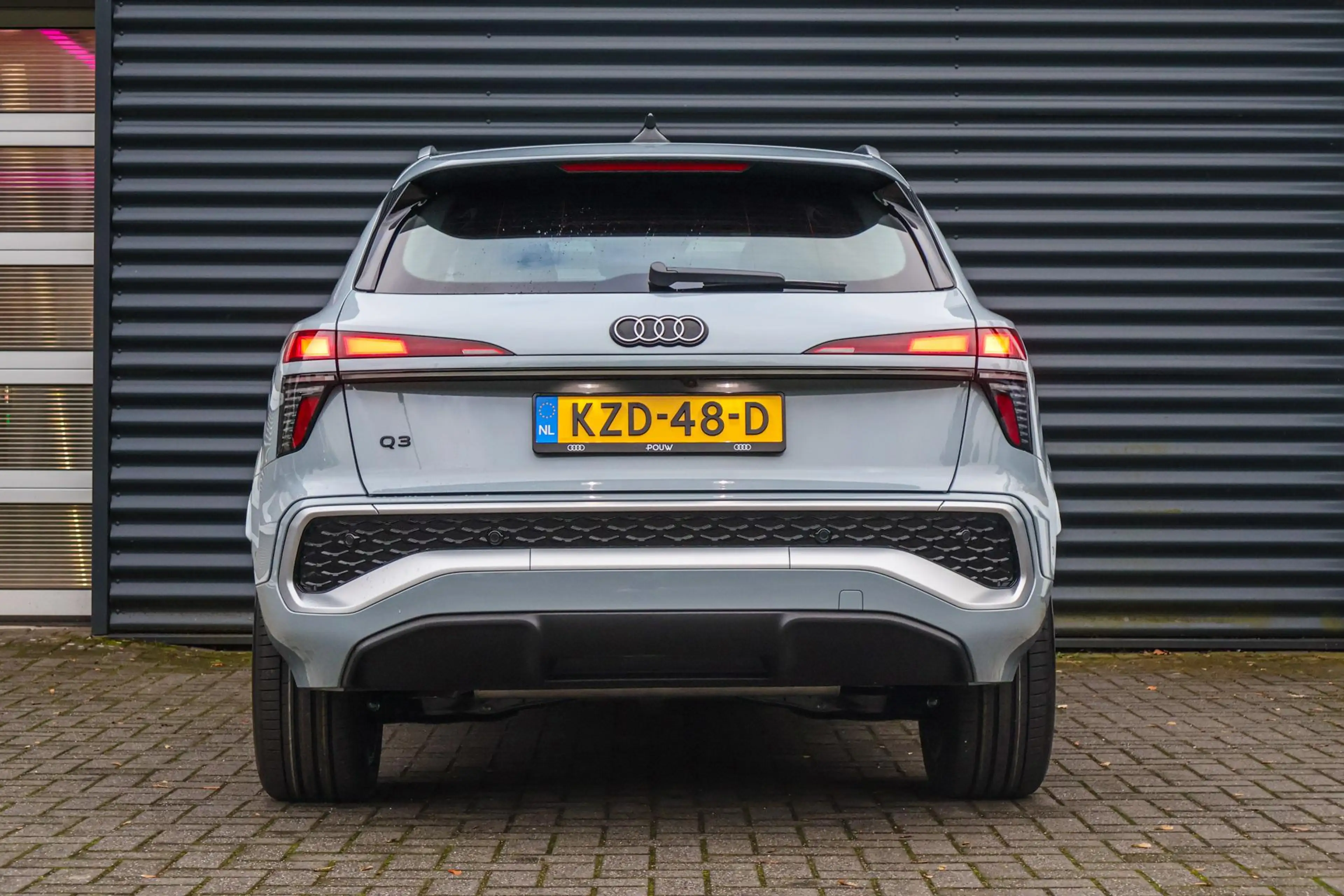 Audi Q3 1.5 e-hybrid 272pk S edition | Trekhaak | 19" Velg — photo 9
