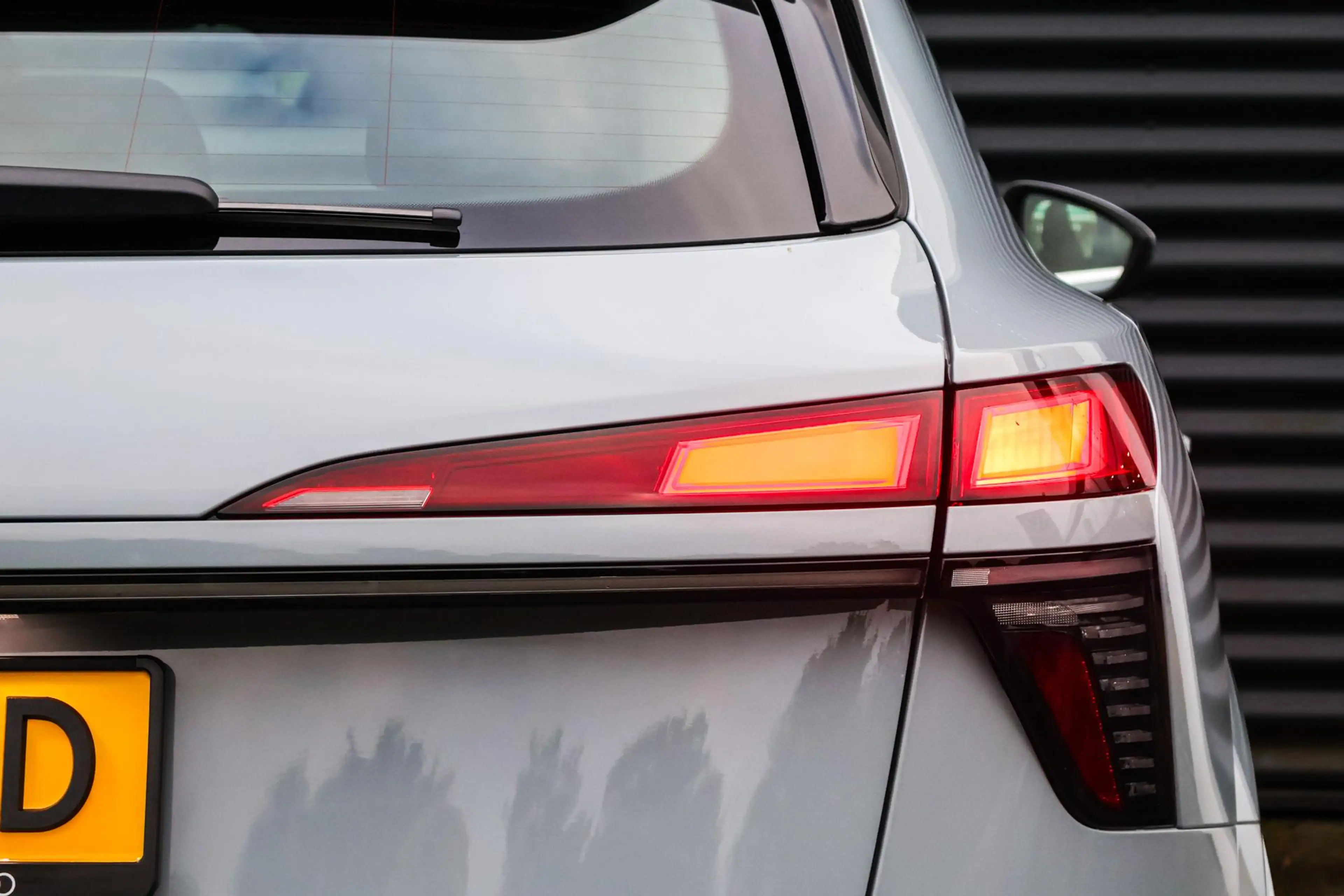 Audi Q3 1.5 e-hybrid 272pk S edition | Trekhaak | 19" Velg — photo 10