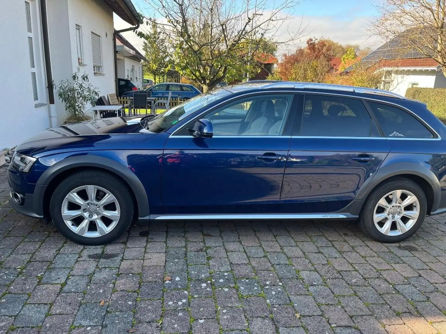 Audi A4 allroad A4 allroad quattro (clean diesel) 2.0 TDI DPF Blau - 1