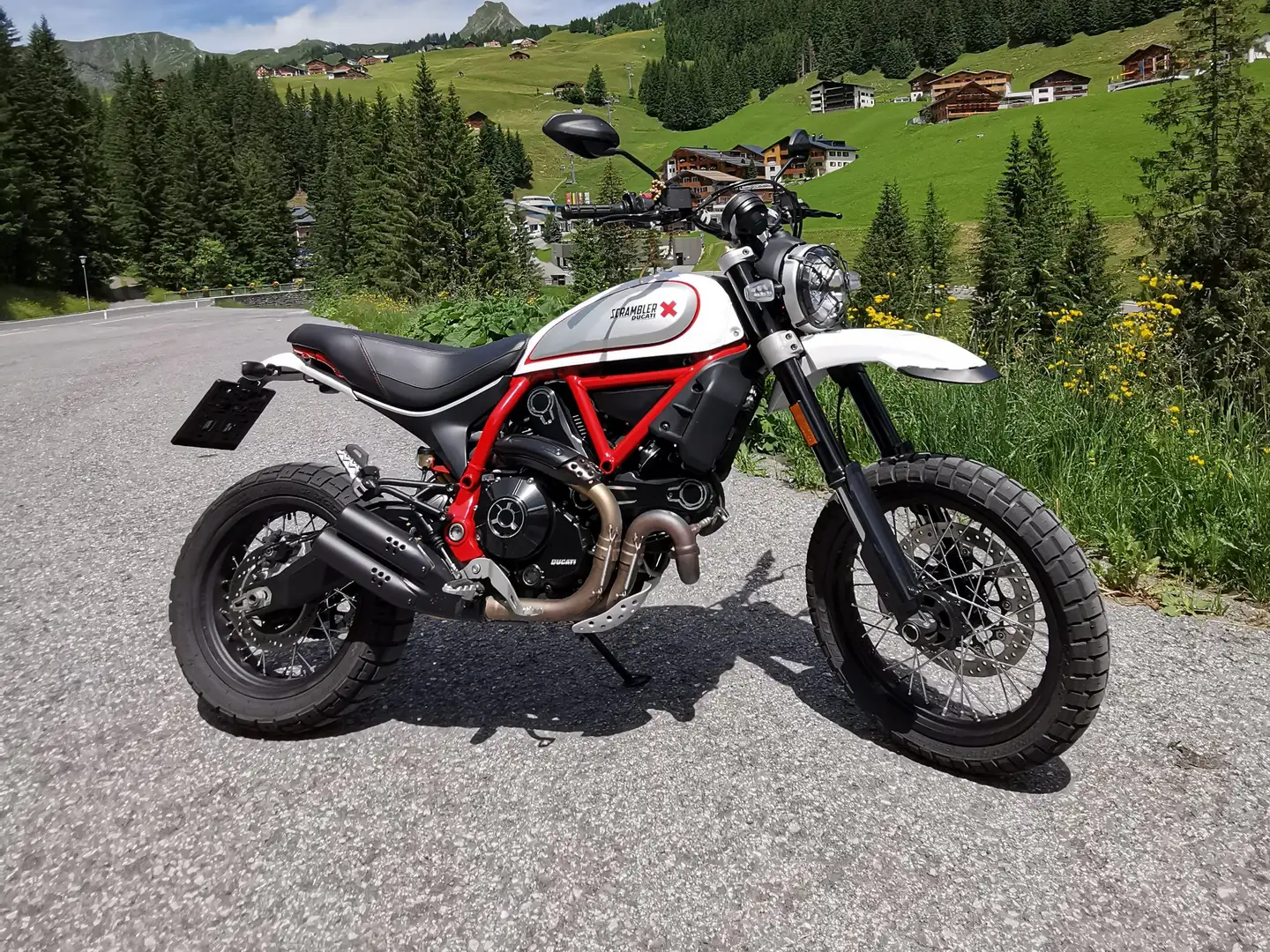Ducati Scrambler Weiß - 1