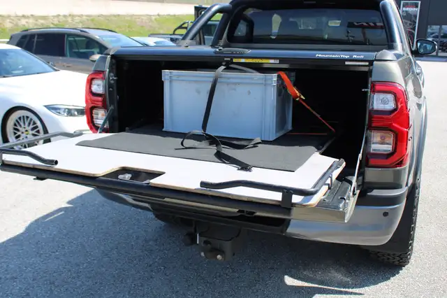 Toyota Hilux Invincible 4WD 2,8 D-4D Aut. Ansicht 13