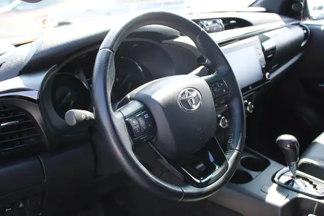 Toyota Hilux Invincible 4WD 2,8 D-4D Aut. Ansicht 8