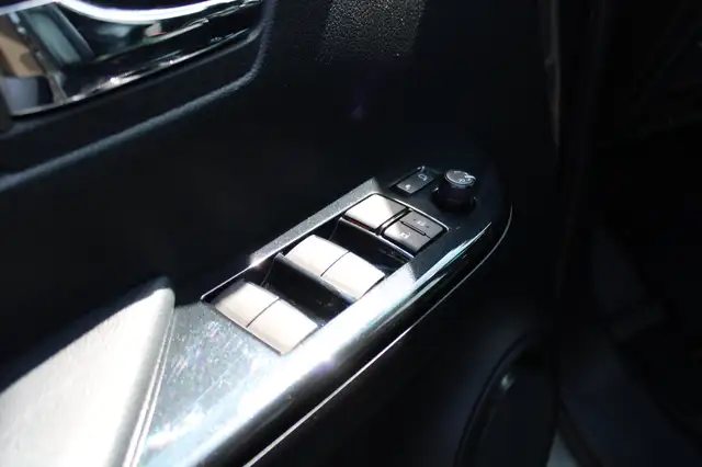 Toyota Hilux Invincible 4WD 2,8 D-4D Aut. Ansicht 7