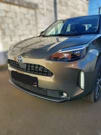 Yaris Hybrid 1.5i VVT-i E-CVT Elegant
