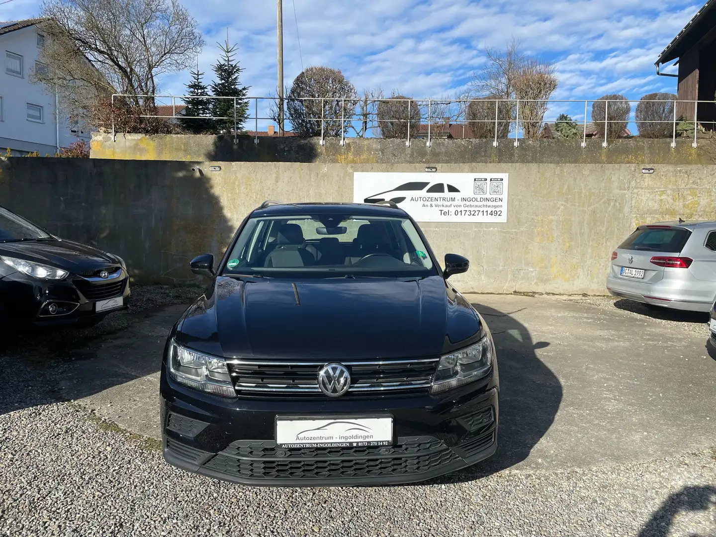 Volkswagen Tiguan 1.4 TSI (BlueMotion Technology) Comfortline Schwarz - 2