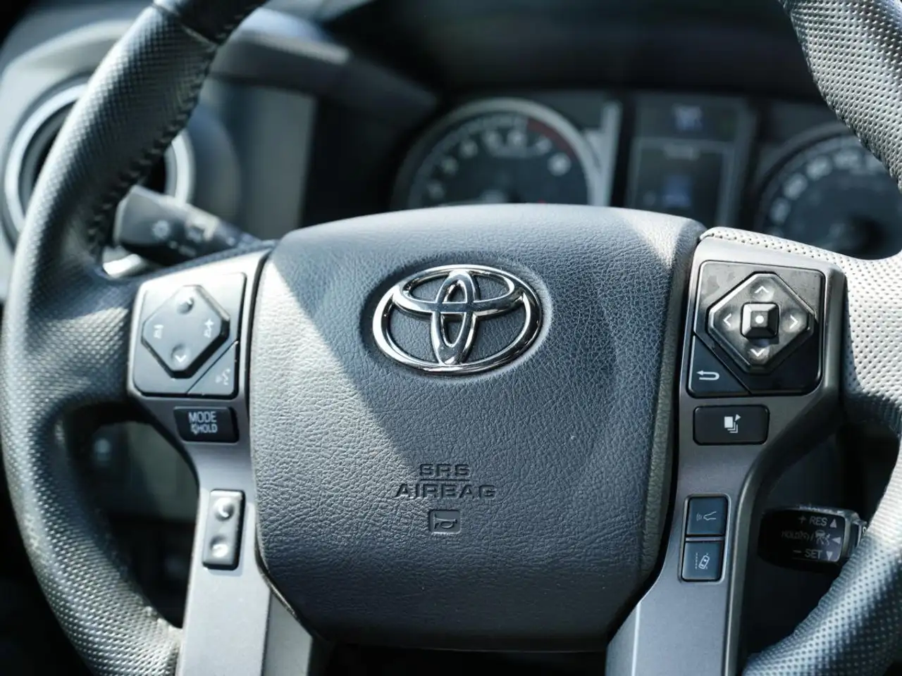 Toyota Tacoma снимка Toyota Tacoma