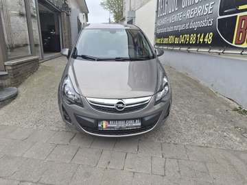 Corsa 1.4i Enjoy