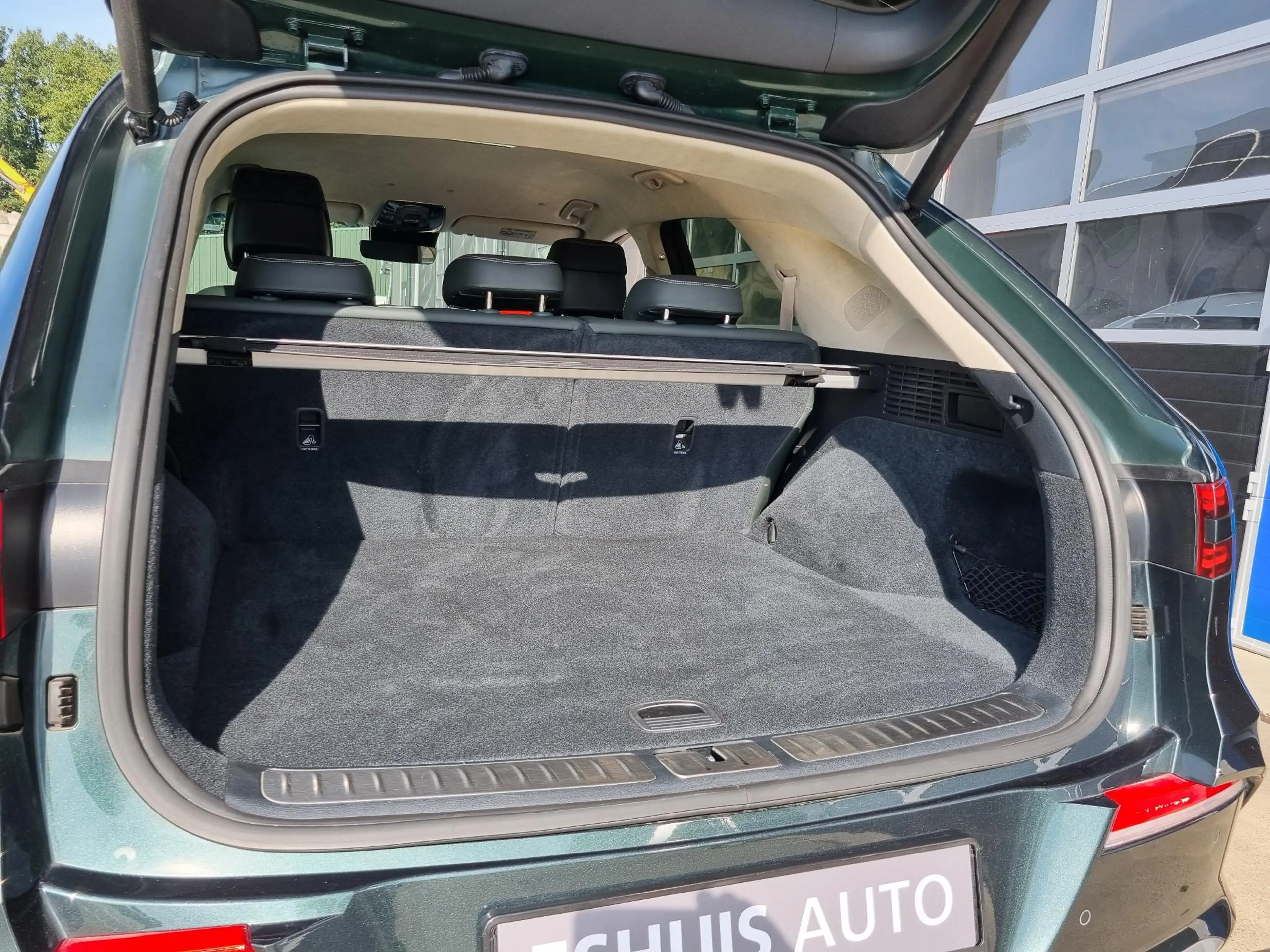 Genesis GV70 Electrified AWD Sport 490pk Dual Motor / NAPPA LEE — photo 24