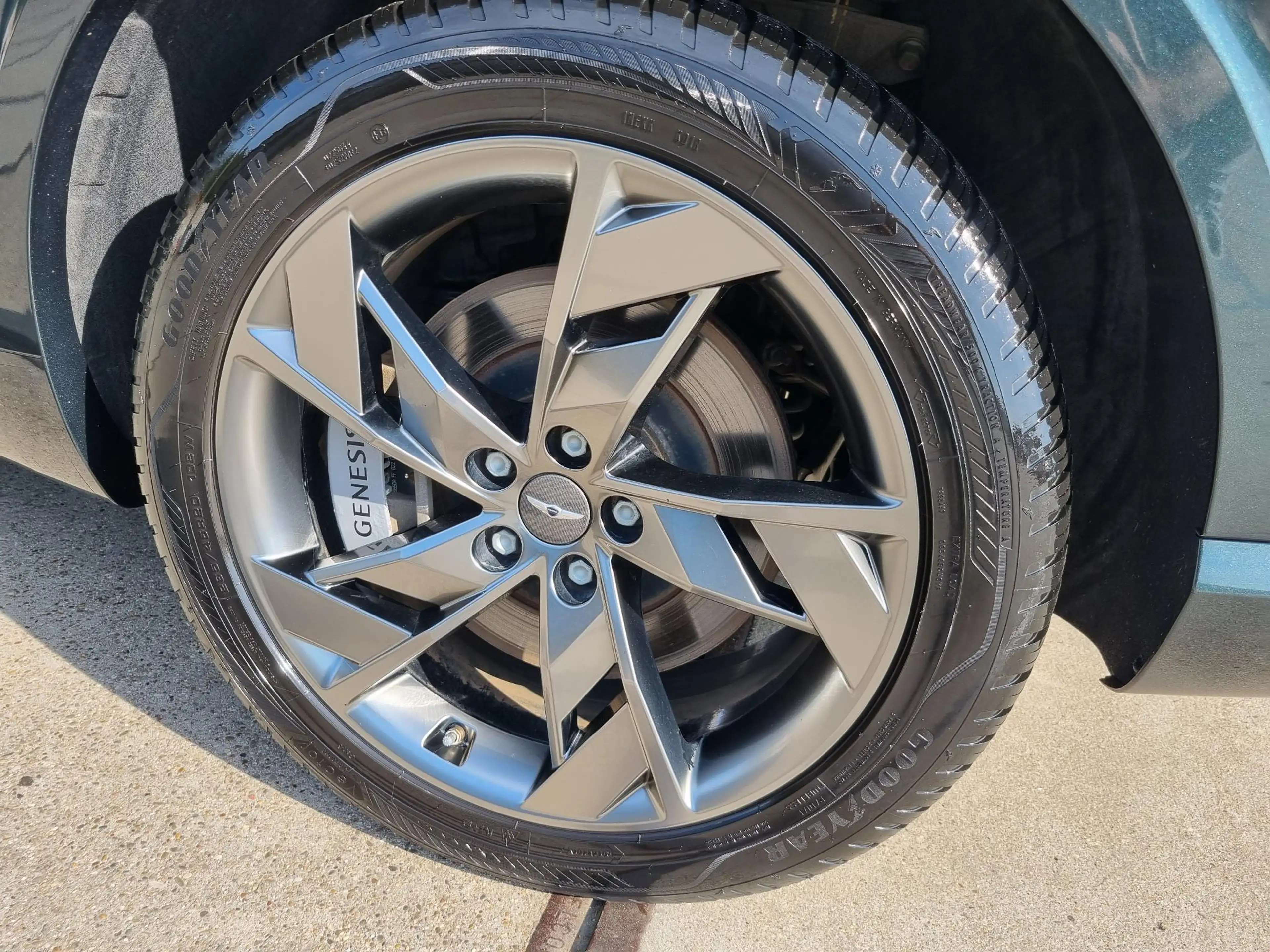 Genesis GV70 Electrified AWD Sport 490pk Dual Motor / NAPPA LEE — photo 22
