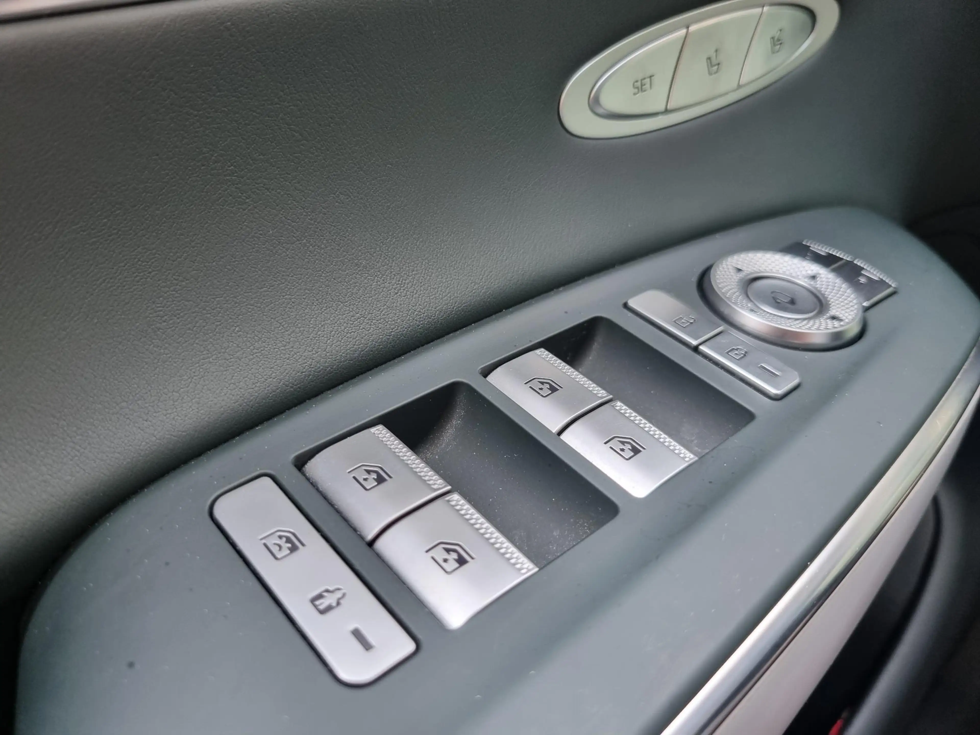 Genesis GV70 Electrified AWD Sport 490pk Dual Motor / NAPPA LEE — photo 14