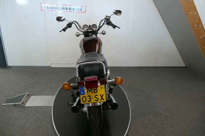 Yamaha XS 750 - foto 8