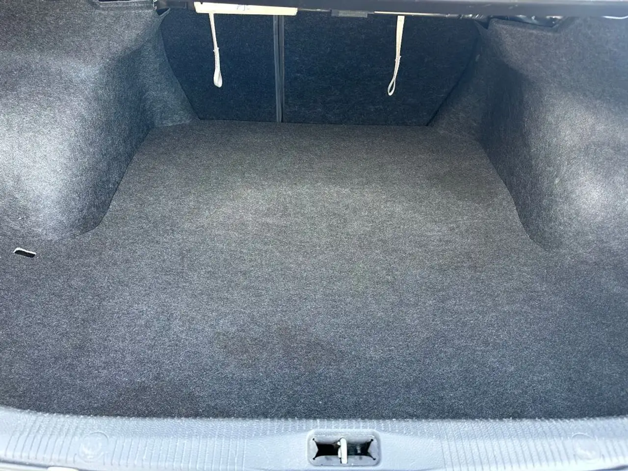Nissan Altima снимка Nissan Altima