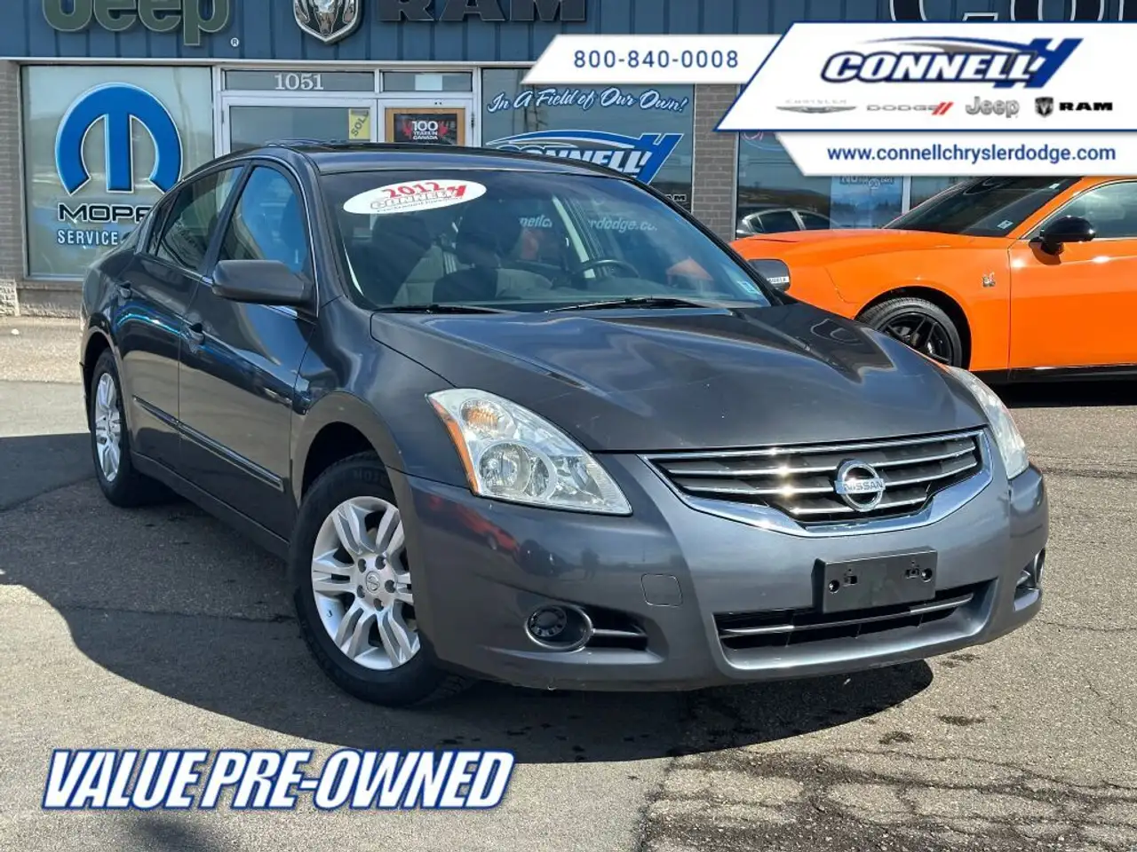 Nissan Altima снимка Nissan Altima