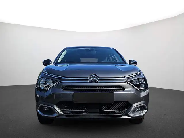 Citroen C4 view 3