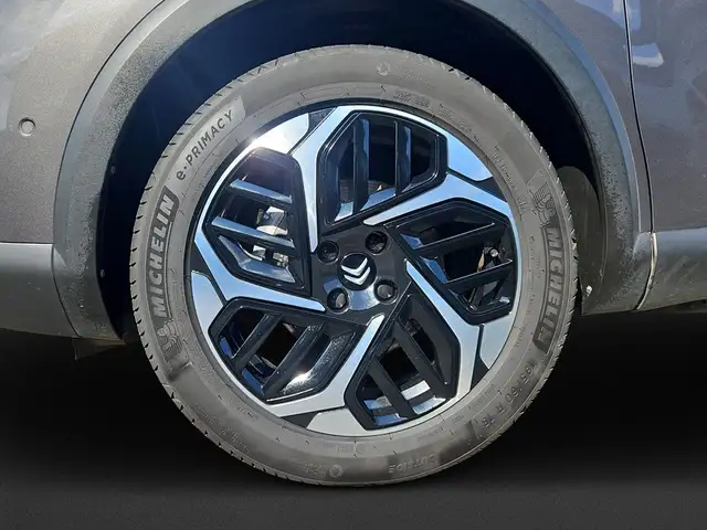 Citroen C4 view 9
