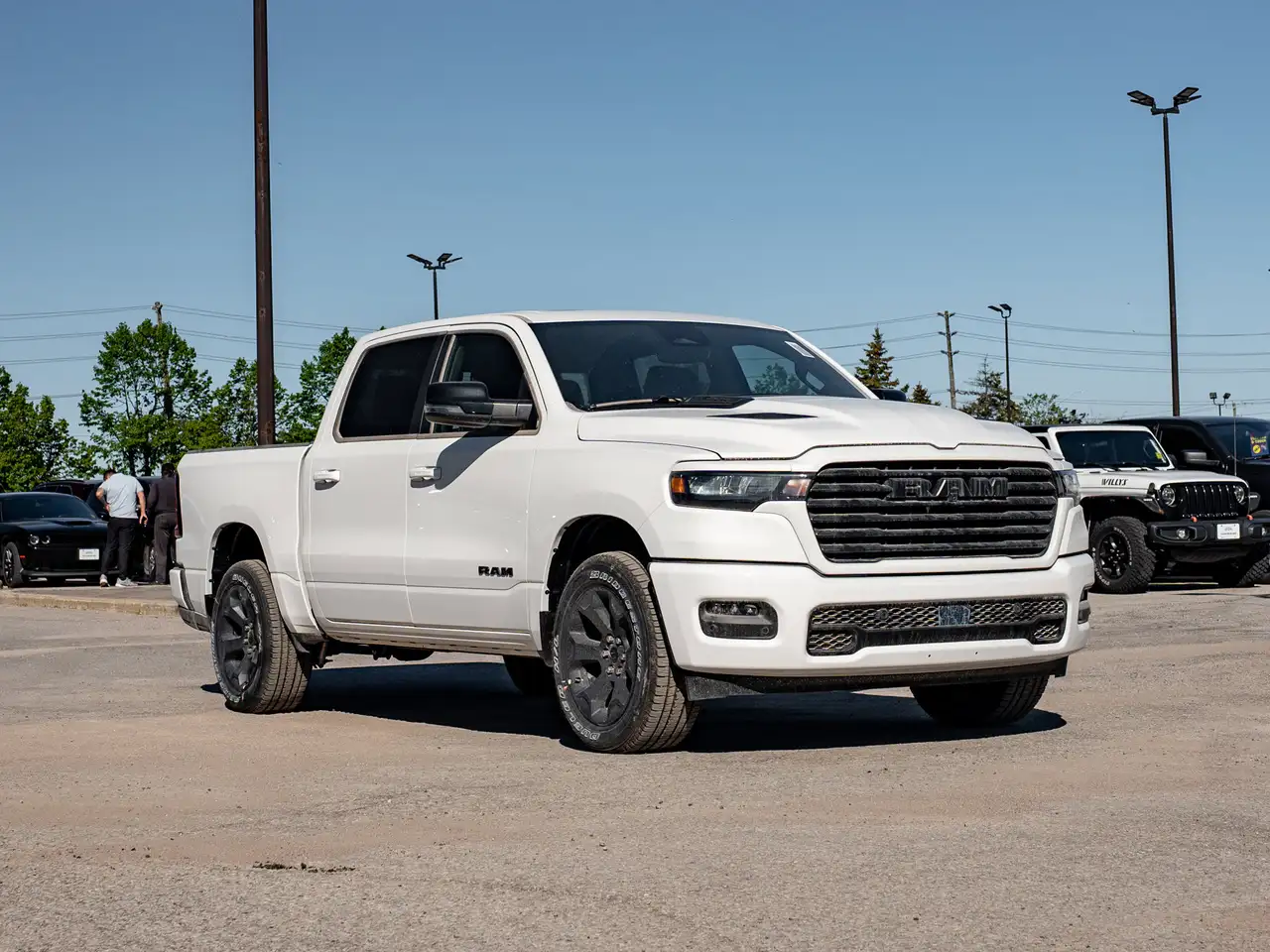 RAM 1500 снимка RAM 1500