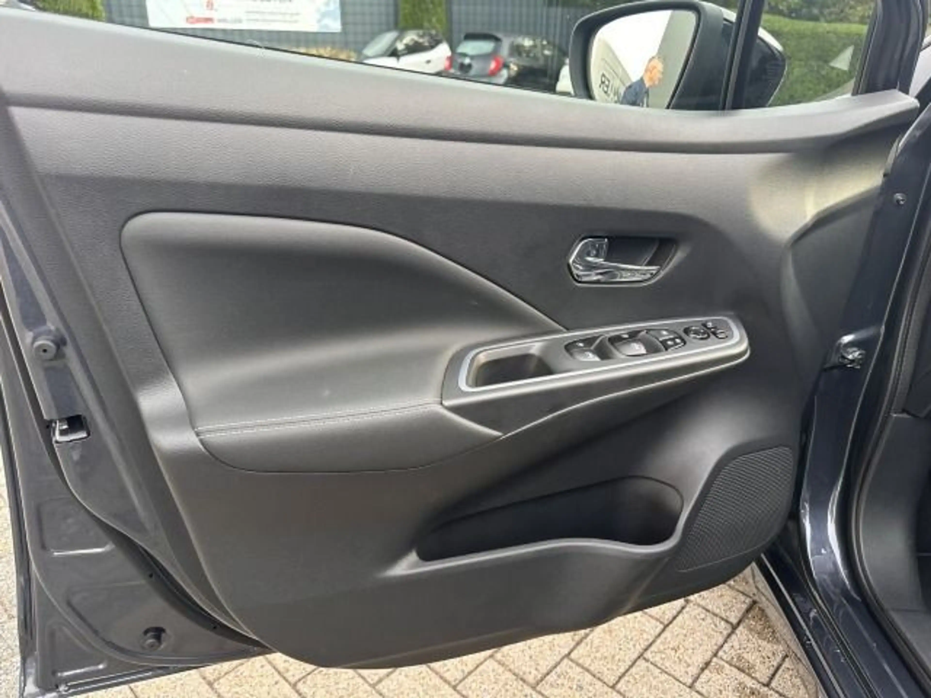 Nissan Micra 1.0 IG-T N-Sport Navi Kamera SH LED 17"Alu — photo 13