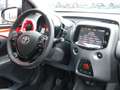 Toyota Aygo II 1.0 VVT-i x-play Rouge - thumbnail 2
